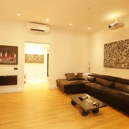 Sant'angelo Exclusive Spacious Art Apartment Rome