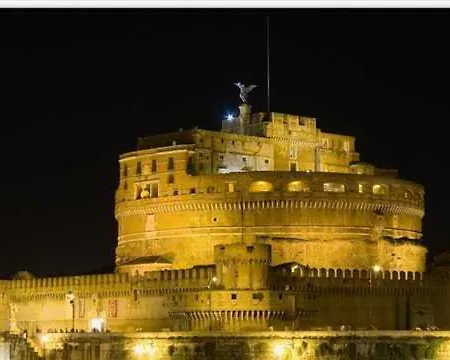 Sant'angelo Exclusive Spacious Art Apartment Rome
