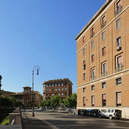 Sant'angelo Exclusive Spacious Art Apartment